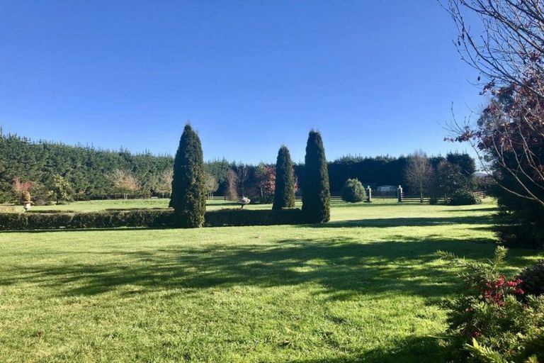 Photo of property in 1332 Wolffs Road, West Eyreton, Rangiora, 7475