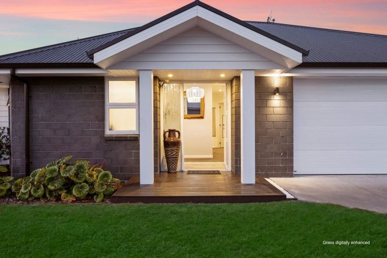 Photo of property in 1 Wahaika Way, Papamoa Beach, Papamoa, 3118