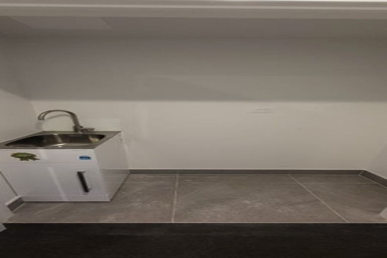 Photo of property in 202/30 Shortfin Place, Flat Bush, Auckland, 2019