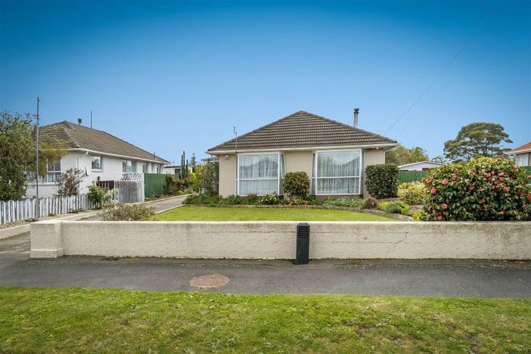 Photo of property in 7 Brockenhurst Street, Aranui, Christchurch, 8061