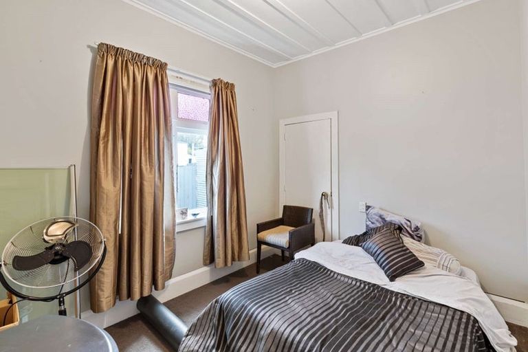 Photo of property in 43 Station Road, Marton, 4710