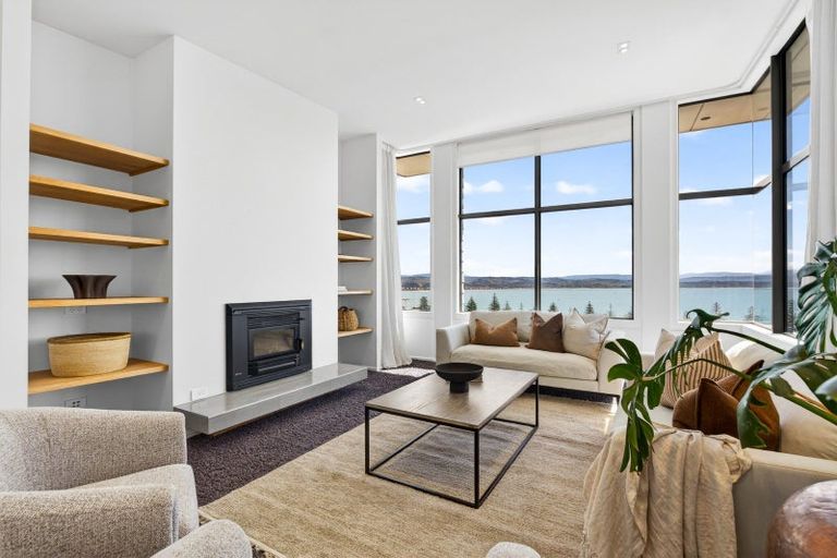 Photo of property in 40 Roslyn Road, Bluff Hill, Napier, 4110