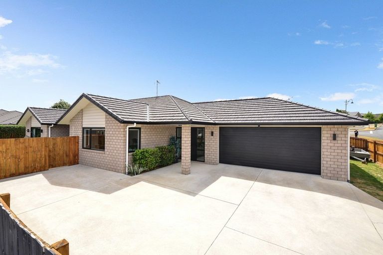 Photo of property in 58 Magellan Rise, Flagstaff, Hamilton, 3210