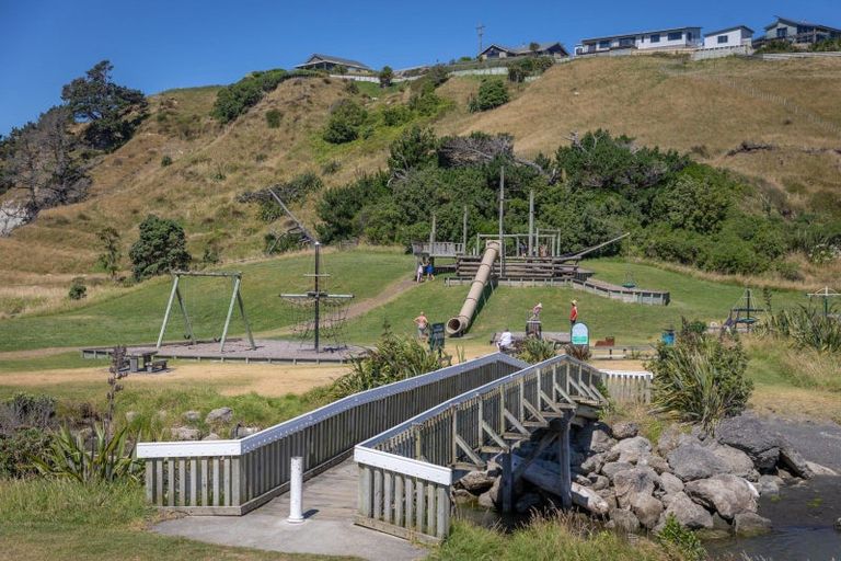 Photo of property in 6 Mowhanau Drive, Kai Iwi, Whanganui, 4574