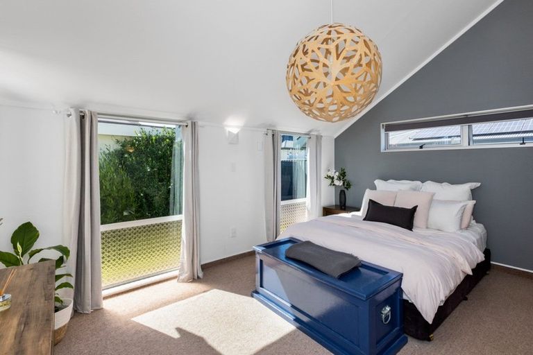 Photo of property in 2/249 Taradale Road, Pirimai, Napier, 4112