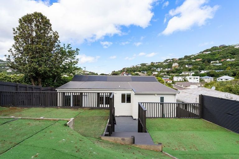 Photo of property in 3 Makara Road, Karori, Wellington, 6012