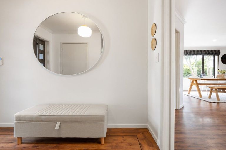 Photo of property in 28 Somerton Drive, Huntington, Hamilton, 3210