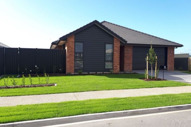 Photo of property in 35 Te Ranga Memorial Drive, Pyes Pa, Tauranga, 3112