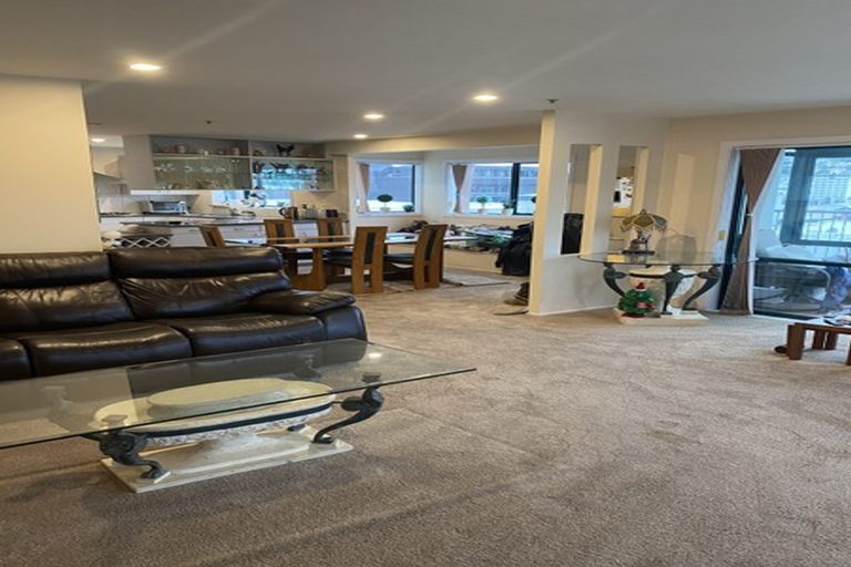 Photo of property in Courtenay Apartments, 701/120 Courtenay Place, Te Aro, Wellington, 6011