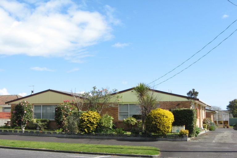 Photo of property in 10c Chilman Street, Strandon, New Plymouth, 4312