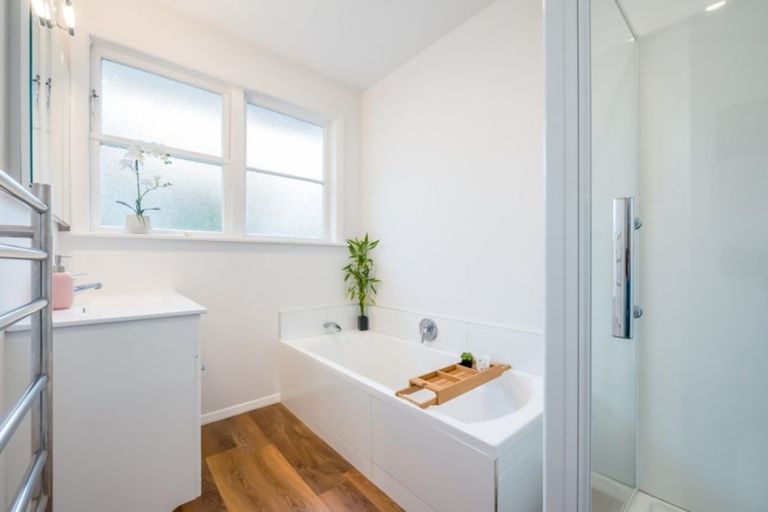 Photo of property in 16 Parnell Street, Fairfield, Lower Hutt, 5011