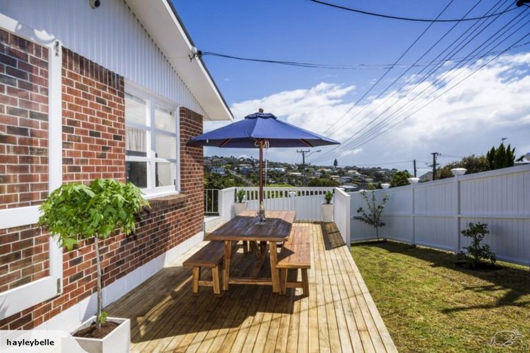 Photo of property in 1/2 Seaview Road, Milford, Auckland, 0620