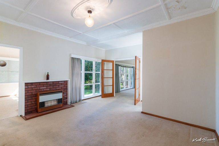 Photo of property in 38 Norton Park Avenue, Fairfield, Lower Hutt, 5011