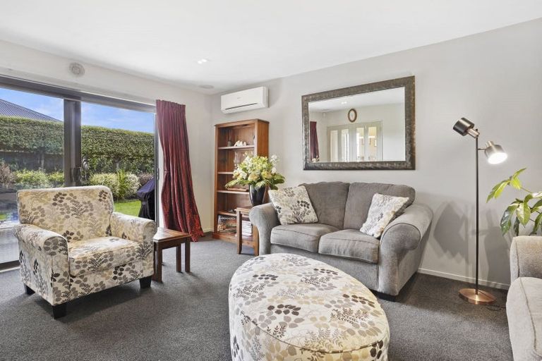 Photo of property in 22 Merrilees Place, Linwood, Christchurch, 8062