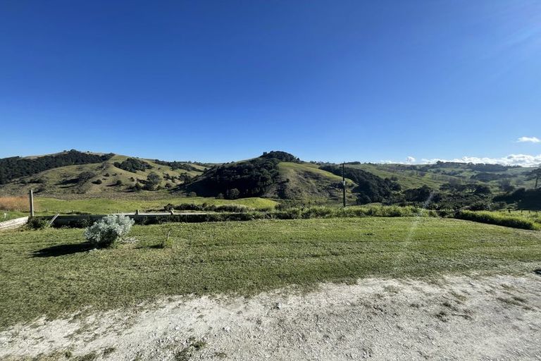 Photo of property in 217 Heatley Road, Whakapirau, 0583