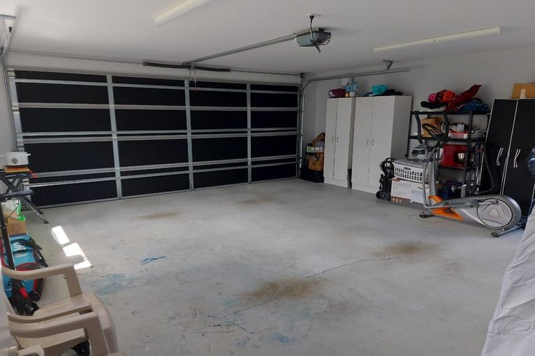 Photo of property in 32 Gilruth Road, Wallaceville, Upper Hutt, 5018