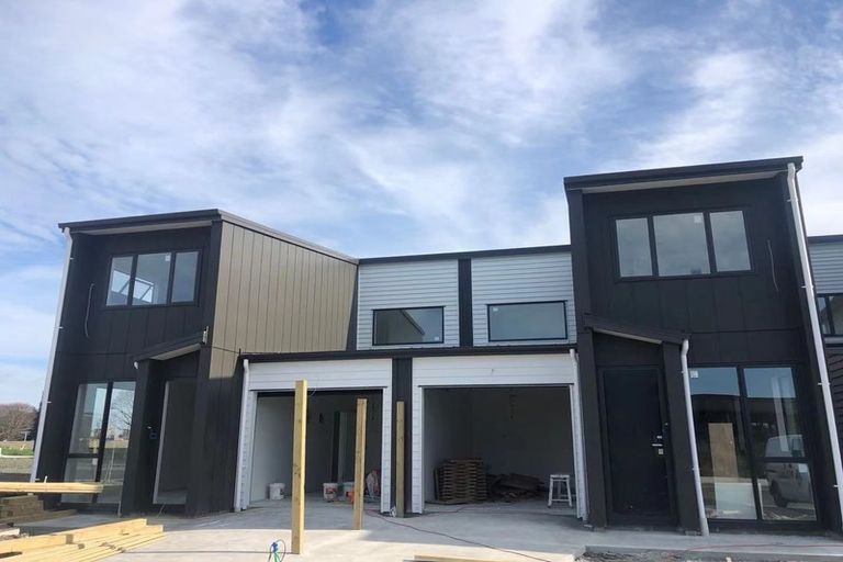 Photo of property in 41 Kaha Road, Takanini, 2110