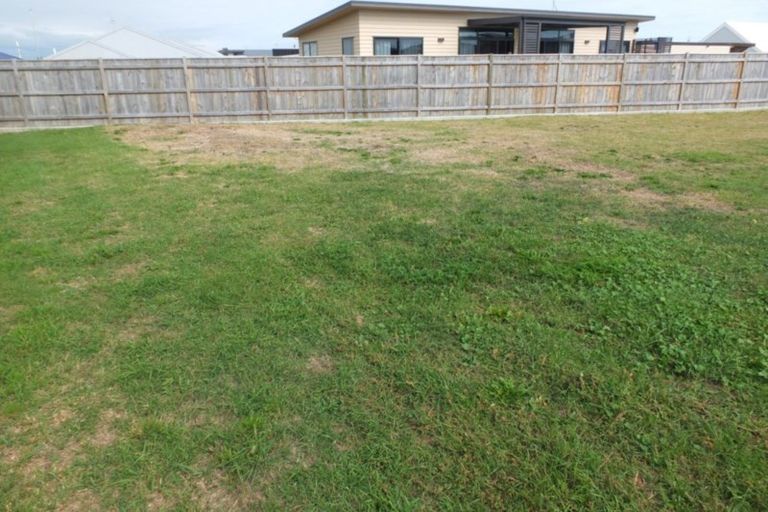 Photo of property in 8 Forbes Road, Foxton Beach, Foxton, 4815