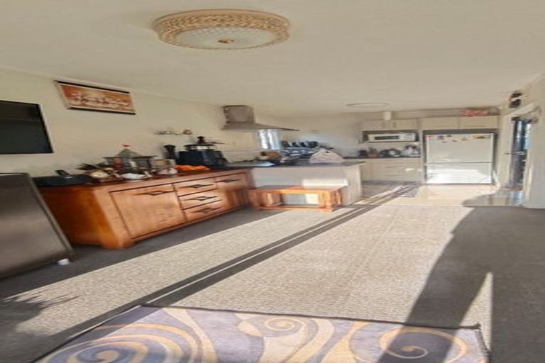 Photo of property in 2/25 Takanini Road, Takanini, 2112