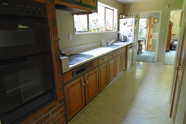 Photo of property in 82b Avonhead Road, Avonhead, Christchurch, 8042