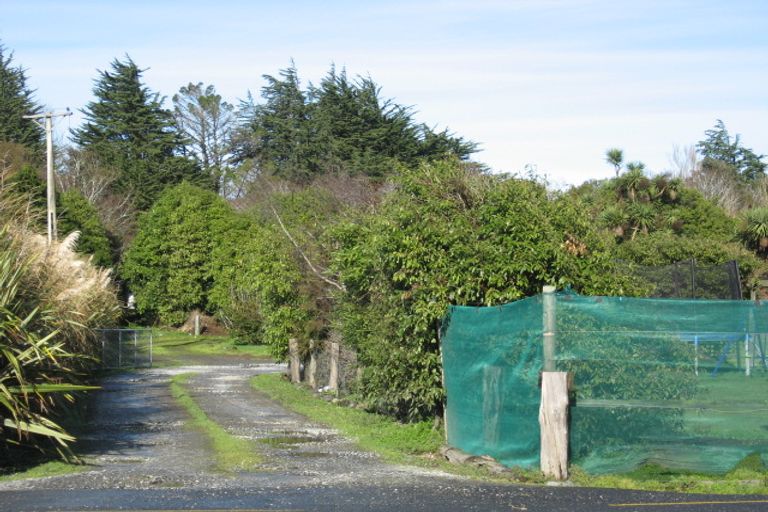 Photo of property in 75 Dunns Road, Otatara, Invercargill, 9879