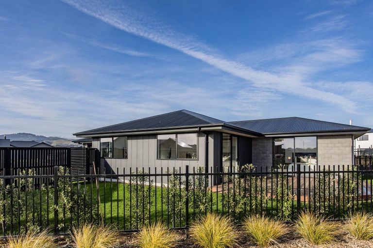 Photo of property in 33 Matai Springs Drive, Halswell, Christchurch, 8025