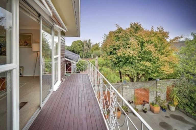 Photo of property in 57 Kent Lodge Avenue, Avonhead, Christchurch, 8042