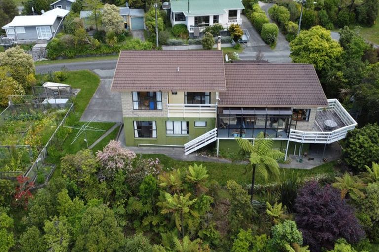 Photo of property in 12 Bay View Terrace, Patons Rock, Takaka, 7182