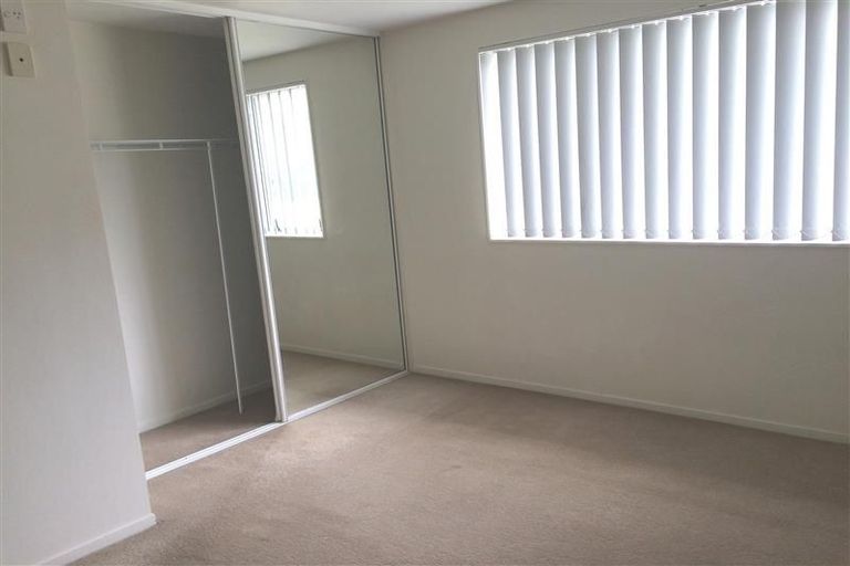 Photo of property in 13/1 Gracechurch Drive, Flat Bush, Auckland, 2016