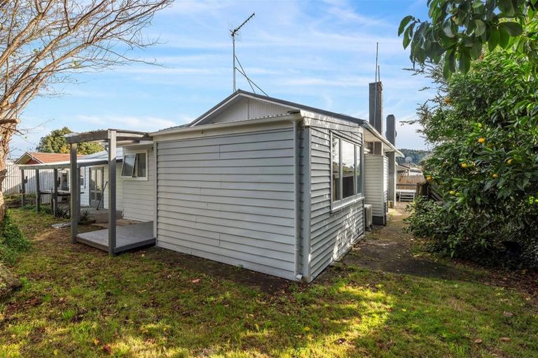 Photo of property in 9 Kaka Street, Western Heights, Rotorua, 3015