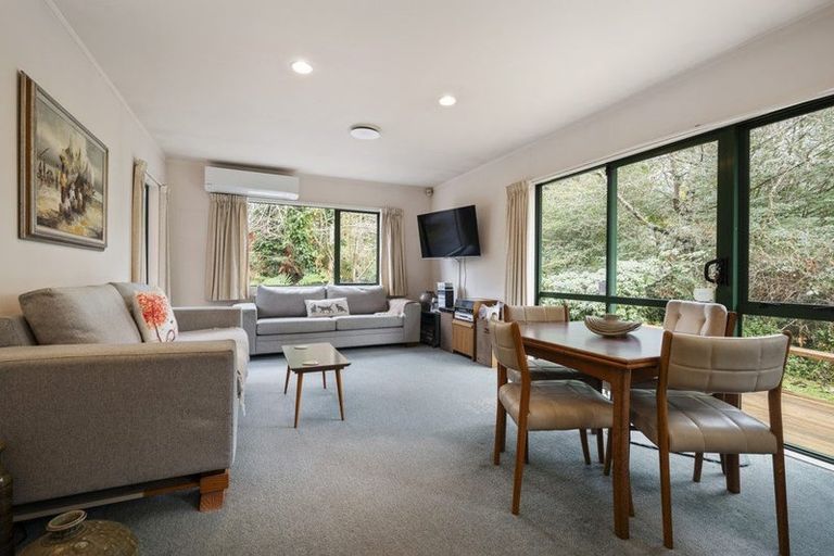 Photo of property in 8d Bell Road, Western Heights, Rotorua, 3015