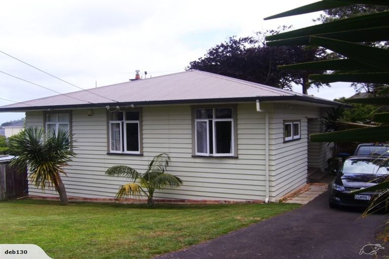 Photo of property in 32 Forbes Street, Onehunga, Auckland, 1061