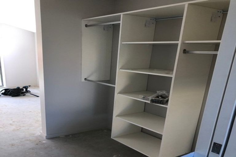 Photo of property in 17 Broadway Parade, Rolleston, 7615