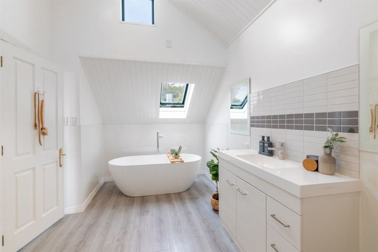 Photo of property in 21 Holywood Terrace, Gladstone, Invercargill, 9810