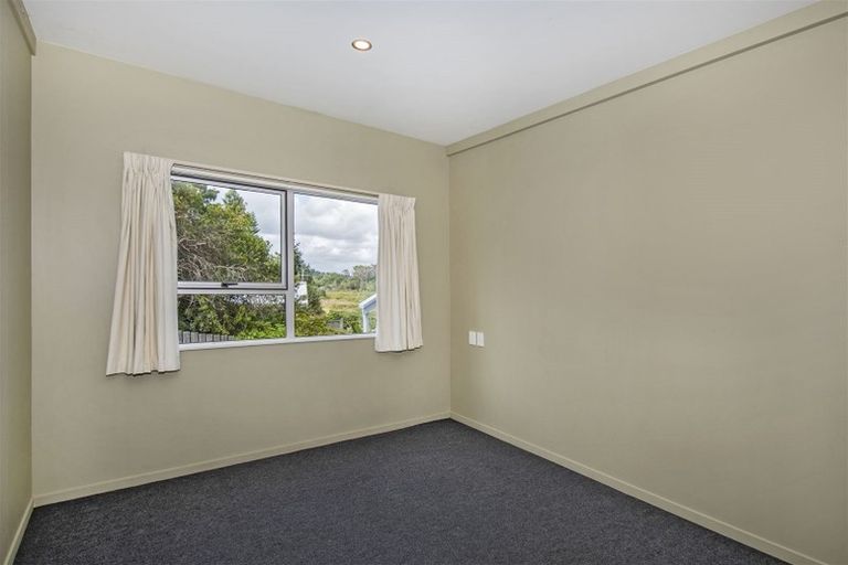 Photo of property in 39 Raumati Crescent, Onerahi, Whangarei, 0110