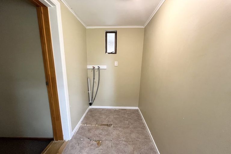 Photo of property in 47 Pomaria Road, Henderson, Auckland, 0610