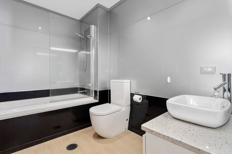 Photo of property in Quayside Apartments, 311/11 George Street, Whakatane, 3120