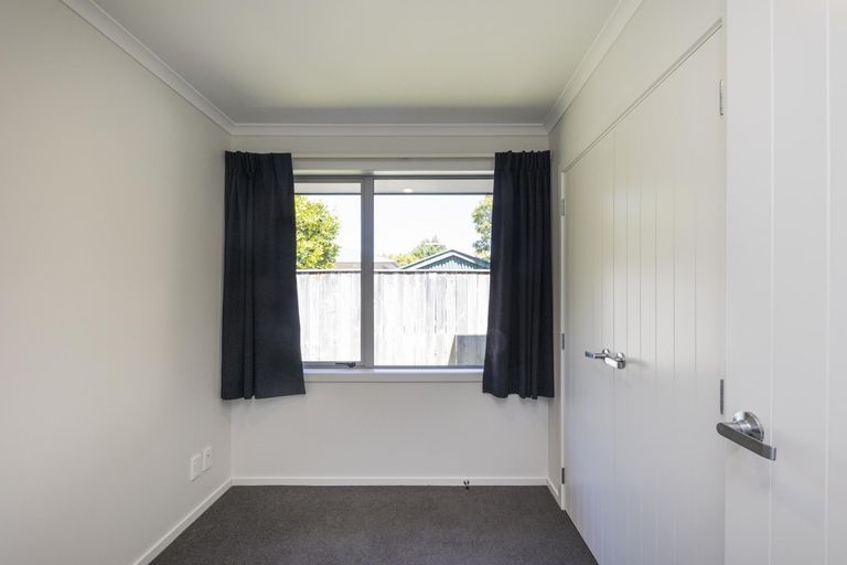 Photo of property in 49 Weston Avenue, Roslyn, Palmerston North, 4414