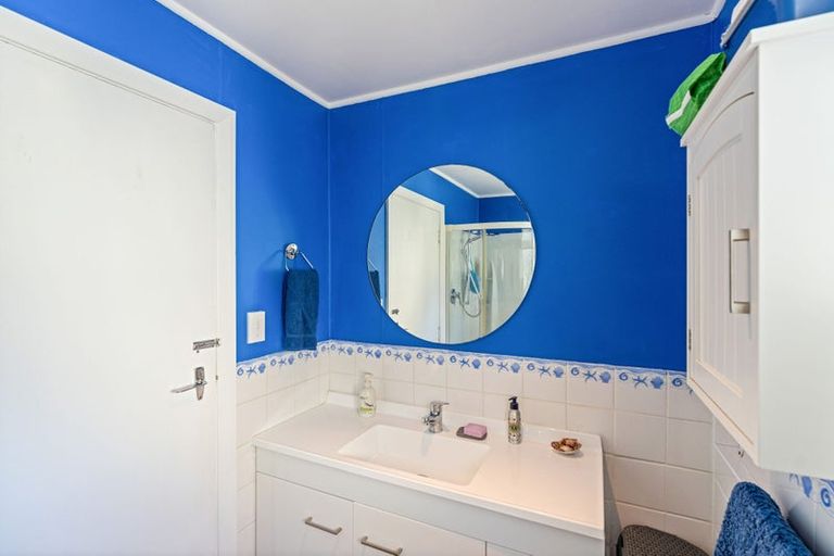 Photo of property in 76 Park Avenue, Waitarere Beach, Levin, 5510