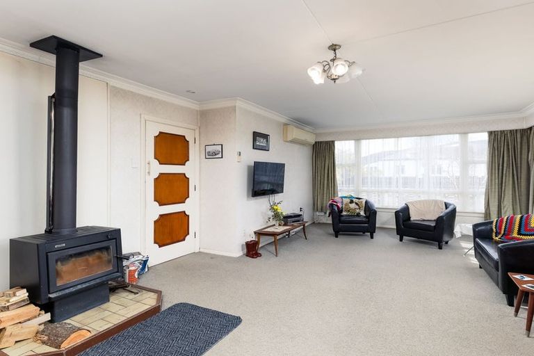 Photo of property in 16 Opie Street, Waimate, 7924