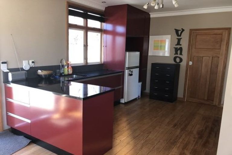 Photo of property in 32 Hardie Street, Hokowhitu, Palmerston North, 4410