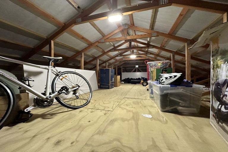 Photo of property in 2 Margate Street, Waihola, Milton, 9073