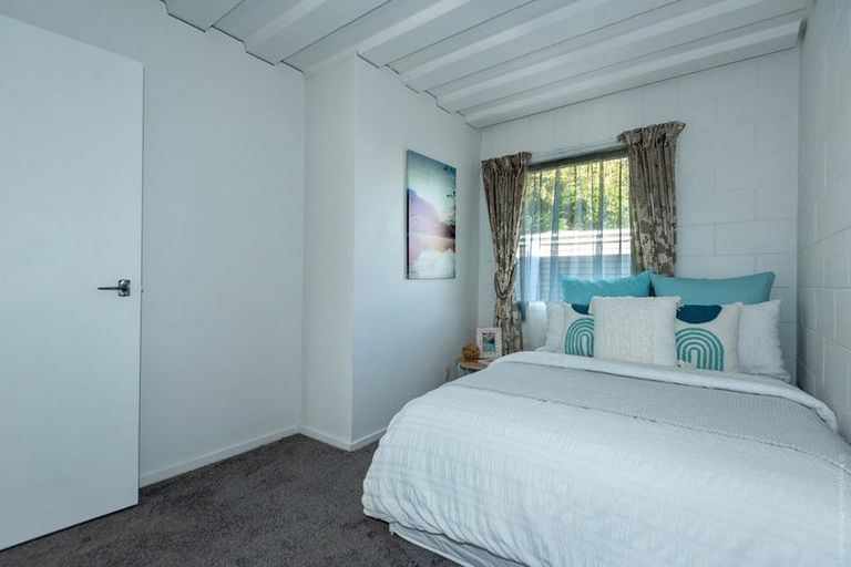 Photo of property in 1/273 Riccarton Road, Upper Riccarton, Christchurch, 8041