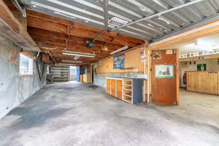 Photo of property in 10 Avenue Road, West End, Timaru, 7910