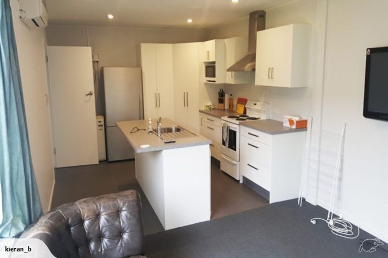 Photo of property in 120 Harbour Terrace, North Dunedin, Dunedin, 9016