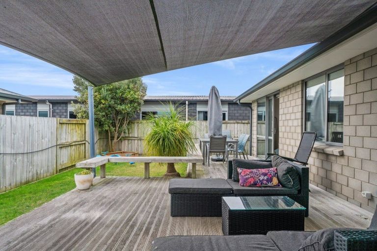 Photo of property in 27 Hebe Crescent, Papamoa Beach, Papamoa, 3118