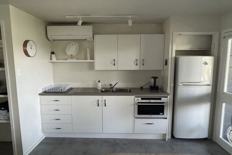 Photo of property in 47 Hadfield Street, Beach Haven, Auckland, 0626