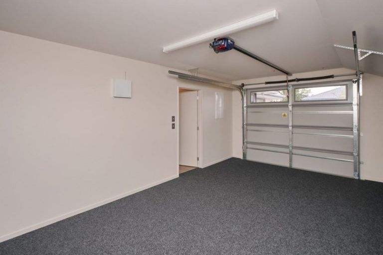 Photo of property in 250b Grahams Road, Bishopdale, Christchurch, 8053