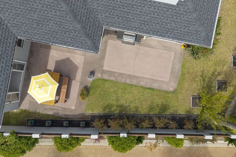 Photo of property in 2 Riviera Court, Papamoa Beach, Papamoa, 3118