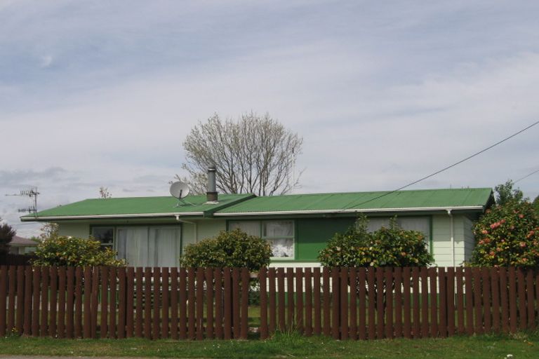 Photo of property in 24 Fenruss Street, Fairy Springs, Rotorua, 3015